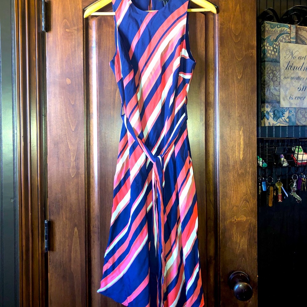 A Pea in the Pod Patterned Midi Dress